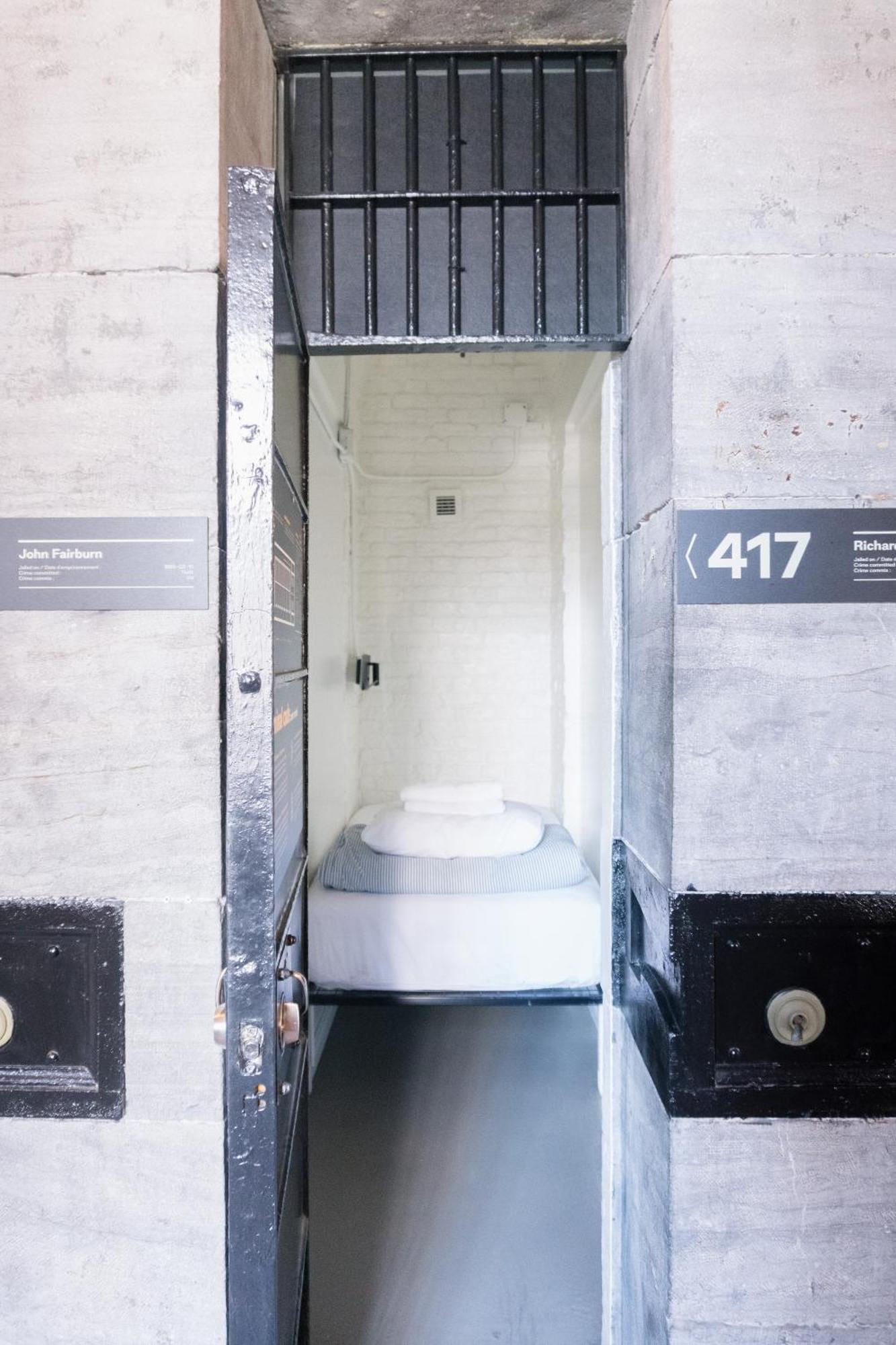Saintlo Ottawa Jail Hostel Екстер'єр фото