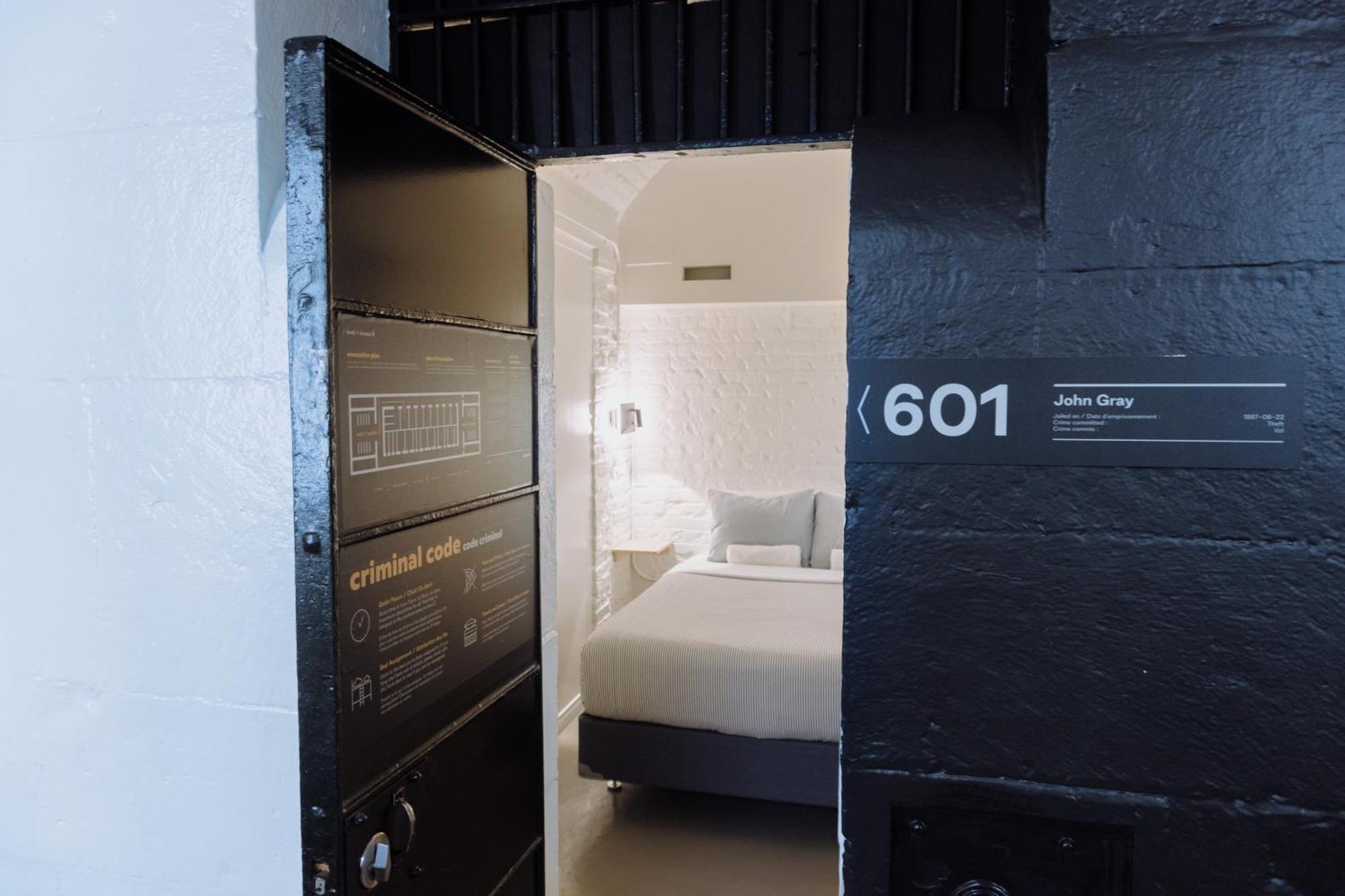 Saintlo Ottawa Jail Hostel Екстер'єр фото