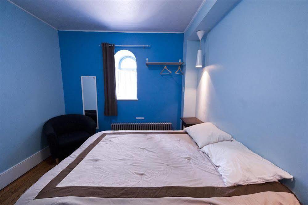 Saintlo Ottawa Jail Hostel Екстер'єр фото